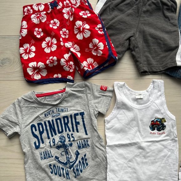 Set of 6 Lot Boy's  Tees & Shorts Various Sizes 3-4 Years Old - Picture 3 of 3